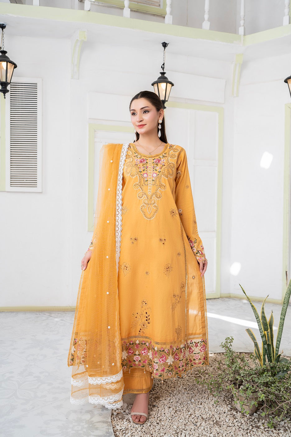 NF-6650 Yellow Chicken Stitched 2PC