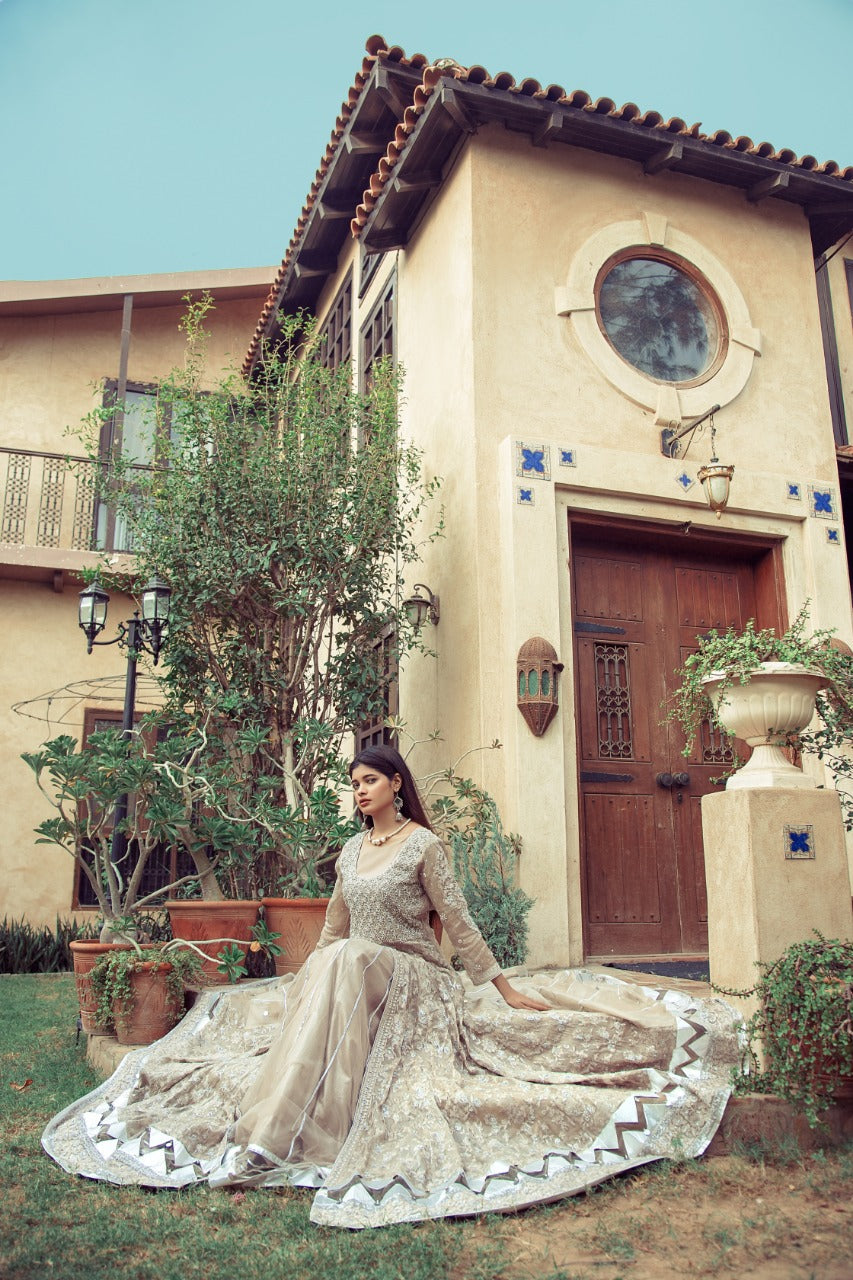 NB-4079 Beige Bridal Stitched 3Pc with
Heavy Dupatta Nakoosh Shop
